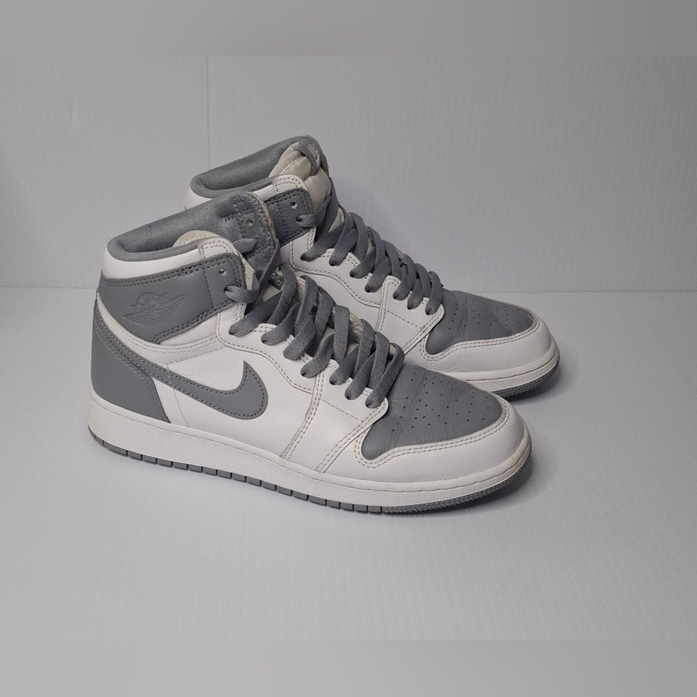 Air 1 Mid Jordan size 6 (Big Kids)